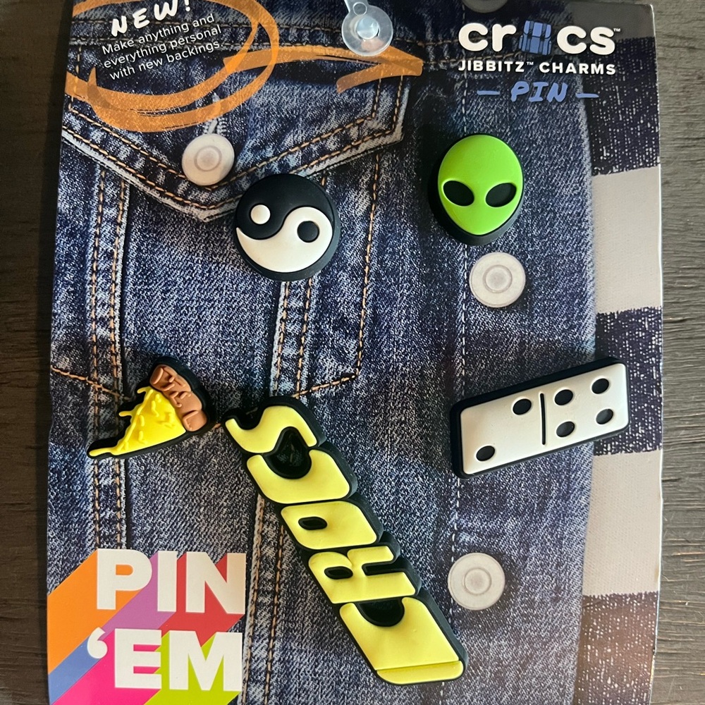 CROCS Jibbitz Charms Pins Variety 5 Pack